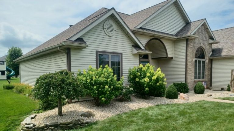 Landscaping Tips To Help Sell Your Ossian, IN Home